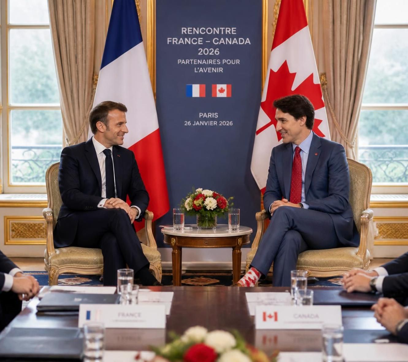 découvrez comment la france et le canada renforcent leur alliance stratégique pour inaugurer une nouvelle ère de coopération en matière économique, culturelle et diplomatique.